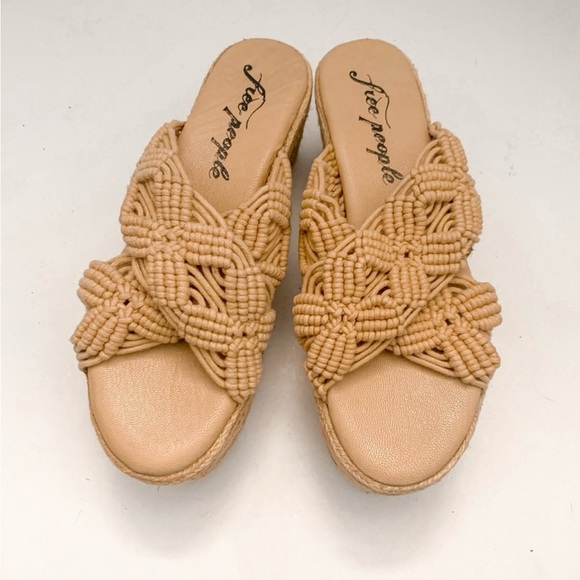 Free People Highline Espadrille Wedge Platform in Natural Size 37 or 7 US NWOT. - Picture 4 of 6
